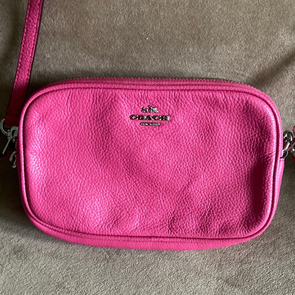 Coach small crossbody with wristlet strap